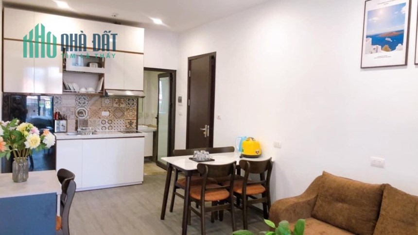 Bán tòa nhà căn hộ dịch vụ phố chùa Hà 8 tầng , lô góc , thang máy 120m2 giá 37 tỷ 5