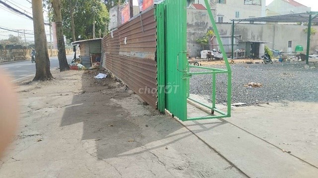 CHO THUÊ MẶT BẰNG VÀ ĐẤT CỰC RỘNG ĐANG LÀM BÃI XE - Đường Linh Trung, Phường Linh Trung, TP Thủ Đức