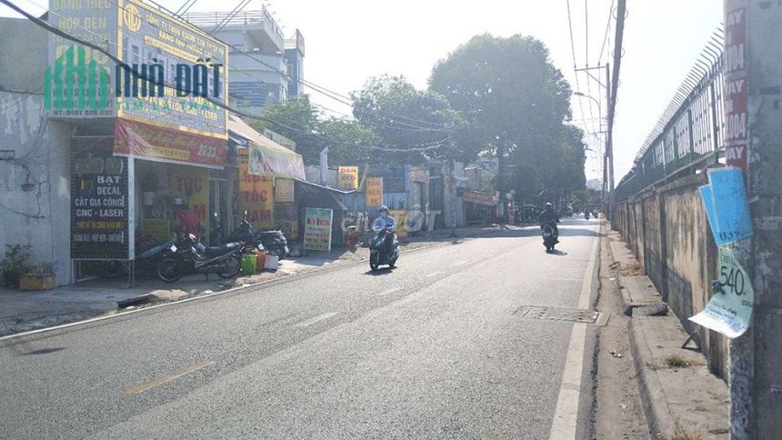 CHO THUÊ MẶT BẰNG VÀ ĐẤT CỰC RỘNG ĐANG LÀM BÃI XE - Đường Linh Trung, Phường Linh Trung, TP Thủ Đức