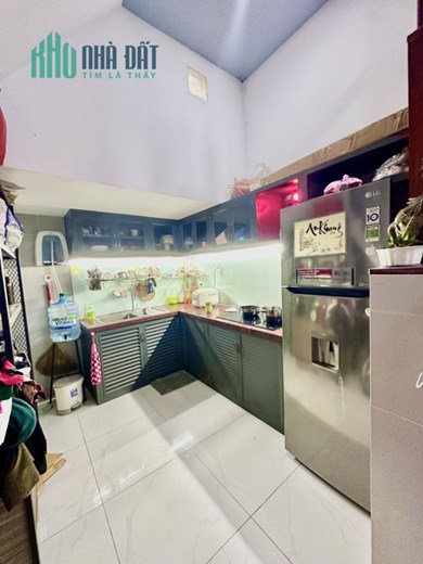 DƯỚI 6 TỶ MUA ĐƯỢC HƠN 50M2 NHÀ TRUNG TÂM QUẬN 10 - HẺM 1 SẸT - GIÁ CHỈ 5 TỶ95