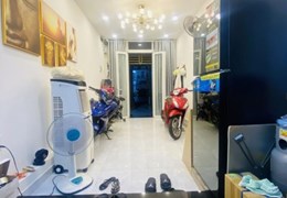 Bán nhà Quận 10, hẻm xe hơi thông cách 3 căn, 4 tầng, 3PN, giá nhỉnh 5 tỷ