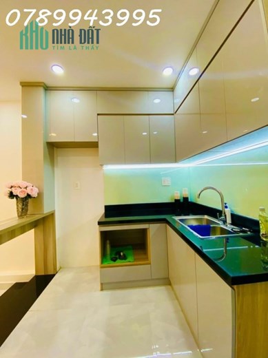 Bán nhà Quận 10, hẻm xe hơi thông cách 3 căn, 4 tầng, 3PN, giá nhỉnh 5 tỷ