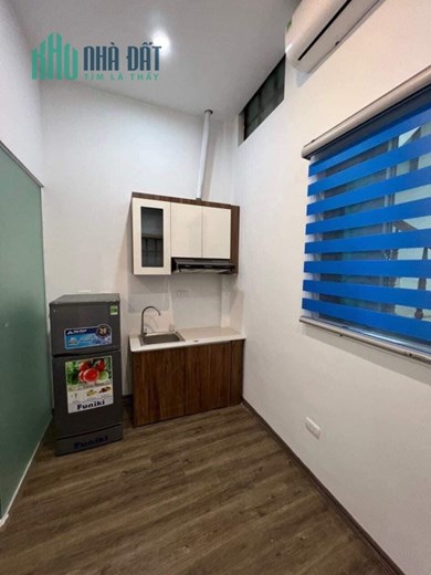 Bán nhà Đường Láng, Đống Đa, Cầu giấy, ngõ thông, lô góc, 47m2, mặt tiền 4.2m, Giá đầu tư.