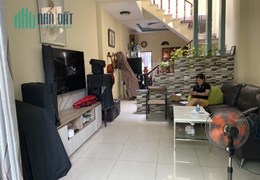 HOT. NHÀ GIÁ GIẢM SÂU 600TR - MỚI 6 TỶ - DT 4X14 - 3PN - QUẬN 10 - ĐƯỜNG ĐỒNG NAI