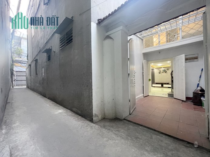 BÁN NHÀ TRẰN NGUYÊN HÃN SÂN CỔNG RIÊNG ĐỘC LẬP GIÁ CHỈ HƠN TỶ..