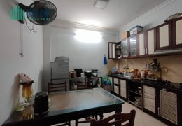 TRUNG TÂM BA ĐÌNH - NGÕ THÔNG - GẦN PHỐ - GẦN  VINCOM GALLERY  - NHÀ DÂN XÂY🏆32m, 4T, mt 3,3m,