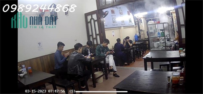 Em có mặt bằng quán ăn cần sang nhượng ngay mặt đường Mỹ Đình sau bến xe Mỹ Đình