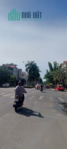 MẶT TIỀN ĐƯỜNG NGUYỄN THỊ THẬP .HIMLAM,Q7- 7 TẦNG  46 TỶ