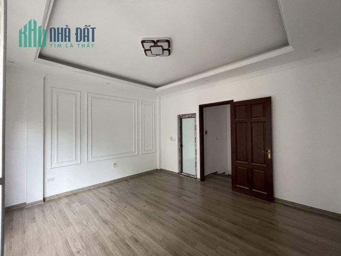GẦN Ô TÔ - VÀI BƯỚC RA PHỐ - SỔ VUÔNG BÁNH TRƯNG - TIỆN ÍCH NGẬP TRÀN, 30m 6Tm 5,35 Tỷ