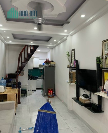 BÁN NHÀ Q.TRUNG, GẦN CHỢ H.T.TÂY, ĐÚC BTCT, 30M2, 2PN, HẺM 3 GÁC,CHỈ CÓ 3 TỶ