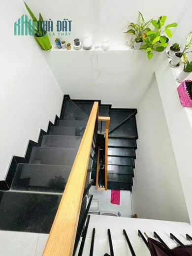 Giảm 900 triệu, nhà Bình Thạnh, sát bên Quận 1, nhà mới, vào ở ngay