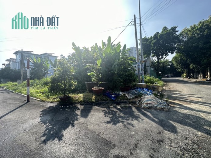 Bán đất 200m2 Thới An, Quận 12, lô góc, vị trí cực đẹp