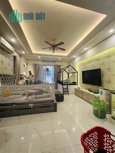 Bán Siêu phẩm lô góc Phố Xã Đàn Quận Đống Đa 48m2x5 tầng chỉ 8 tỷ.