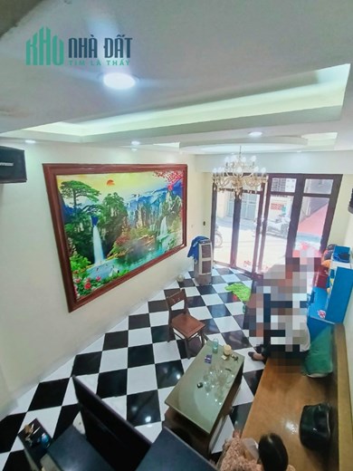 Giáo Sư bán nhà 381 MINH KHAI nhà lô góc 2 mặt thoáng có cửa sổ mở phòng rất thoáng, nhà gần chỗ ô