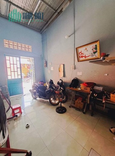 Bán Nhà 75m2 hẻm 8m Đường Trần văn giàu  Q. Bình Tân 2.1 tỷ