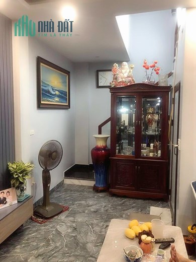 Bán nhà ngõ 118 Hàng Kênh, 4 tầng 2 ngủ GIÁ 1.6 tỉ, xây độc lập đẹp