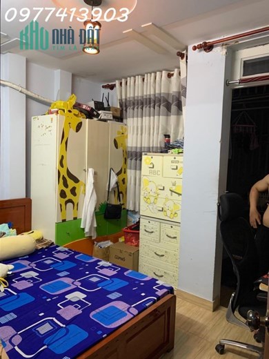 BÁN NHÀ 3.7 x 11 (41m) - XE HƠI - 4.4 TỶ - LẠC LONG QUÂN - 2 TẦNG