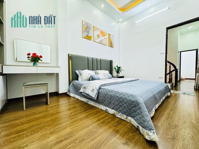 bán nhà Khương Trung, nhà đẹp ở luôn, tặng hết nội thất