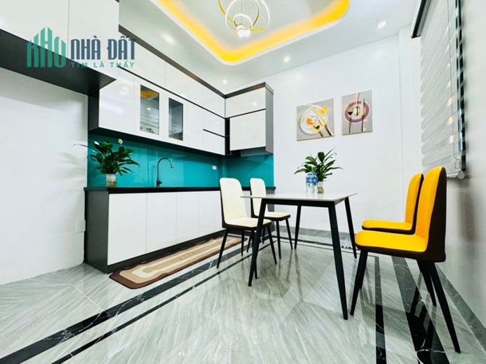 bán nhà Khương Trung, nhà đẹp ở luôn, tặng hết nội thất