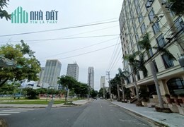 SỞ HỮU NHÀ MẶT TIỀN SƠN TRÀ VÀI BƯỚC RA CÔNG VIÊN BIỂN PHẠM VĂN ĐỒNG
