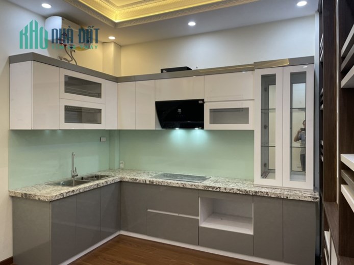 Nguyễn Sơn Phân Lô gara ô tô Vuông Vắn 50m2, mặt gần 5m pháp lý đầy đủ Long Biên Hà Nội