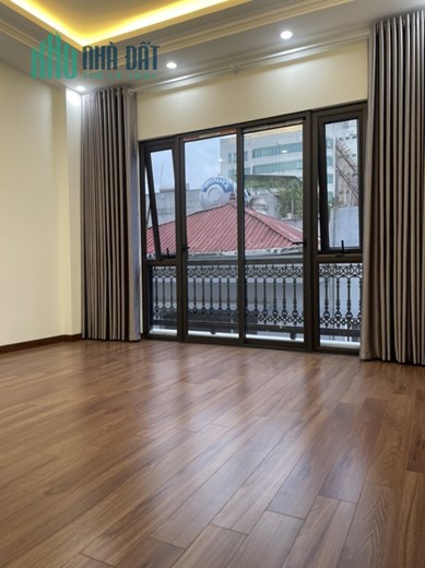 Nguyễn Sơn Phân Lô gara ô tô Vuông Vắn 50m2, mặt gần 5m pháp lý đầy đủ Long Biên Hà Nội