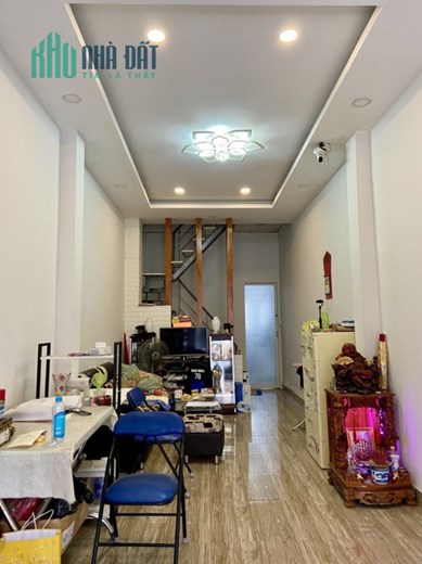 Bán nhà 3tầng 42m2 đường Phú Thọ Hòa quận Tân Phú chỉ hơn 4tỷ.
