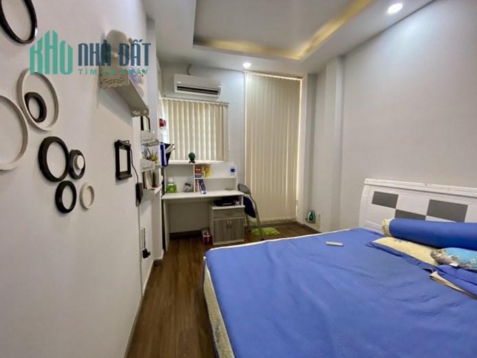 Bán nhà 3tầng 42m2 đường Phú Thọ Hòa quận Tân Phú chỉ hơn 4tỷ.