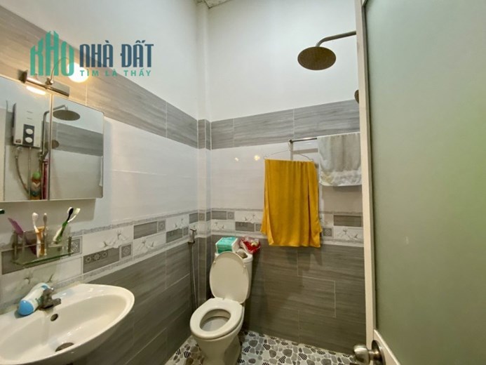 Bán nhà 3tầng 42m2 đường Phú Thọ Hòa quận Tân Phú chỉ hơn 4tỷ.