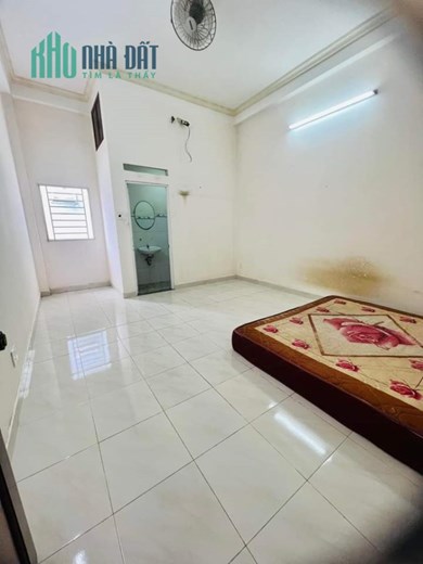 Bán nhà 4 tầng 72m2 hẻm 205 MT Đường 8M Bình trị đông 6.7 TỶ