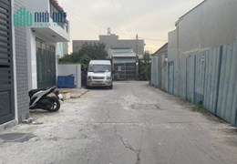Về quê bán nhà hẻm xe tải đi bộ ra chợ Trung chánh 65m Chỉ 3.1 tỷ Gọi: 0379371728