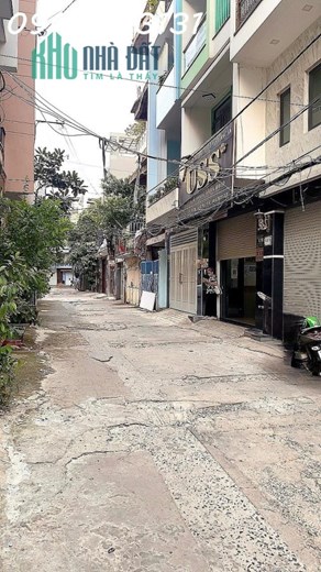 3131- Bán nhà CHDV - CMT8 -  DT: 110m2 , 10 phòng, DÒNG TIỀN  40 TRIỆU/ THÁNG - Giá 9 tỷ 5 (TL)