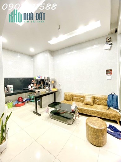 BÁN NHÀ sát HXH PHAN VĂN TRỊ BÌNH THẠNH - DT 50m2 , ngang khủng 5m- 5 TẦNG NHÀ MỚI ĐẸP- CHỈ 5 TỶ HƠN