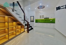 SIÊU PHẨM TRẦN BÌNH TRỌNG HẺM XE HƠI KIA ĐỖ CỬA - NHÀ ĐẸP 4 TẦNG Ở NGAY - TẶNG FULL NỘI THẤT XỊN -