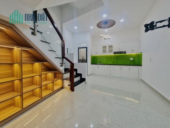 SIÊU PHẨM TRẦN BÌNH TRỌNG HẺM XE HƠI KIA ĐỖ CỬA - NHÀ ĐẸP 4 TẦNG Ở NGAY - TẶNG FULL NỘI THẤT XỊN -