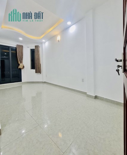 SIÊU PHẨM TRẦN BÌNH TRỌNG HẺM XE HƠI KIA ĐỖ CỬA - NHÀ ĐẸP 4 TẦNG Ở NGAY - TẶNG FULL NỘI THẤT XỊN -