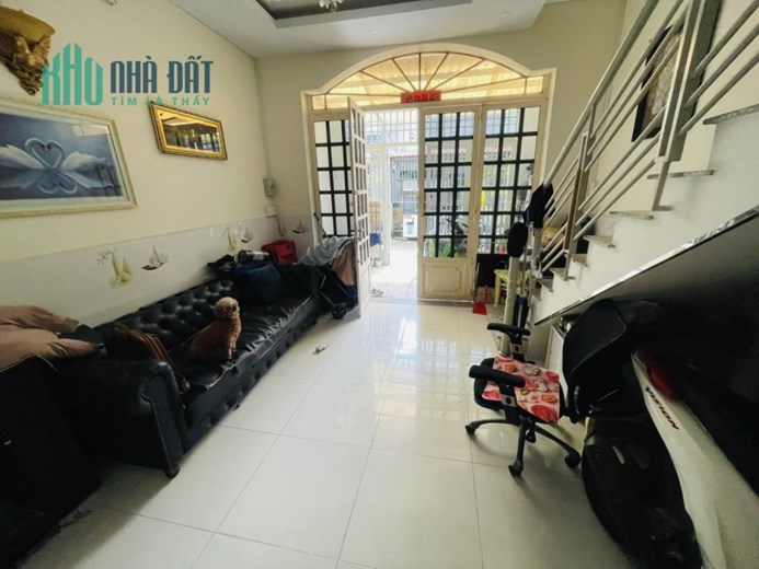 LÊ VĂN QUỚI - HẺM XE HƠI - 3 TẦNG - 60m2 - 3 PN - NHỈNH 4 TỶ TL