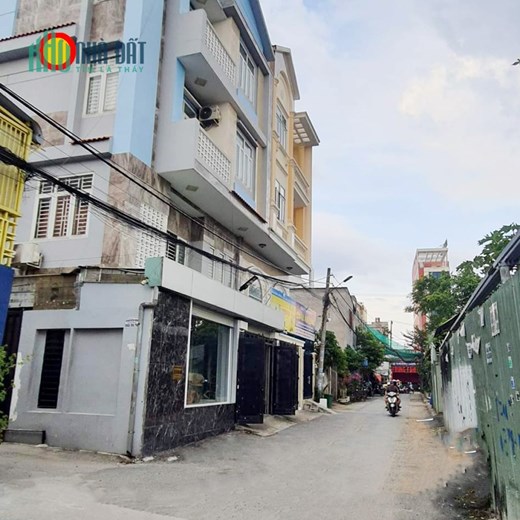Bán nhà đường Hiệp Bình, Hiệp Bình Phước, Ôtô, 3 tầng, 4 phòng ngủ, giá 6.3 tỷ.