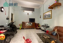 ♣ Nhà Mặt Tiền Đống Đa, đường 15m, Kinh Doanh Cực Ngon, 49m2, 4 tầng, nhỉnh 9  tỷ