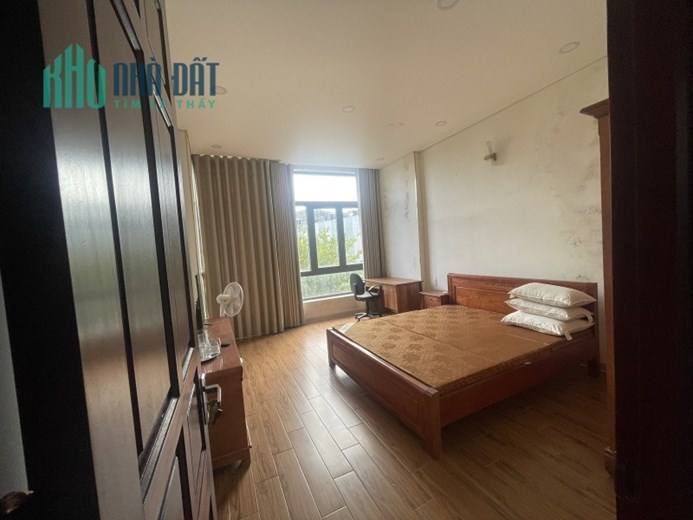 ♣ Nhà Mặt Tiền Đống Đa, đường 15m, Kinh Doanh Cực Ngon, 49m2, 4 tầng, nhỉnh 9  tỷ