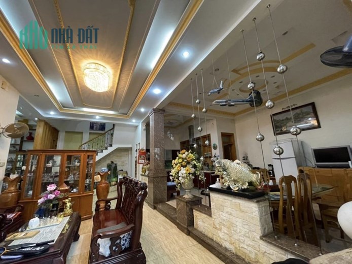 Bán nhà Biệt thự Nguyễn Kiệm -  Đặng Văn Sâm , DT: 13x15m, 3 T -  5 PN, giá  31.9 tỷ
