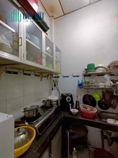 NHÀ 2 TẦNG - GIÁP TÂN PHÚ - SÁT HẺM XE HƠI - 33M2 - HẺM THÔNG - VUÔNG VỨC - GIÁ CHỈ 2.75 TỶ