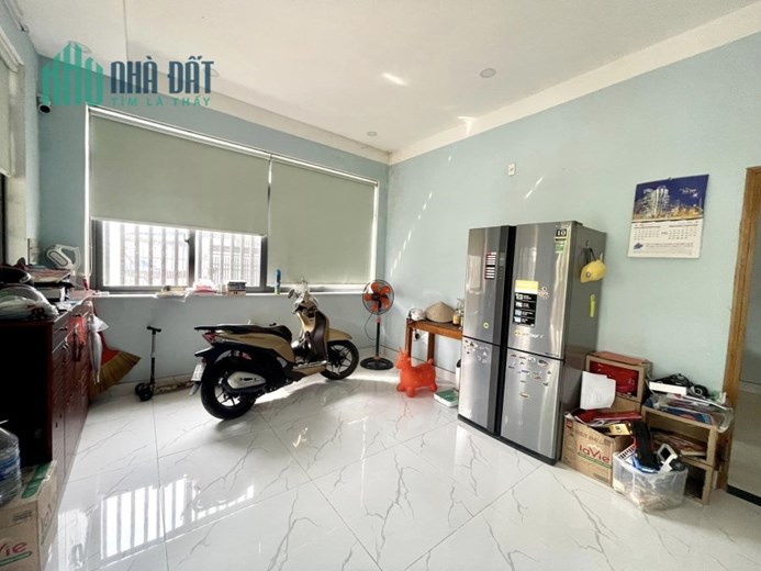 Bán Nhà Đẹp Mới 254m2 Chỉ 4.7 Tỷ Bà Điểm Hóc Môn