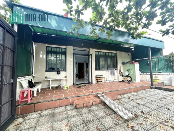 Bán Nhà Đẹp Mới 254m2 Chỉ 4.7 Tỷ Bà Điểm Hóc Môn