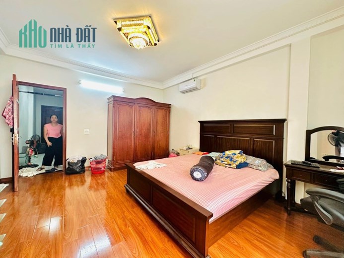 Bán nhà Ngõ 126 Kim Ngưu 70M 5 tầng ô tô vào nhà giá 9.8 tỷ