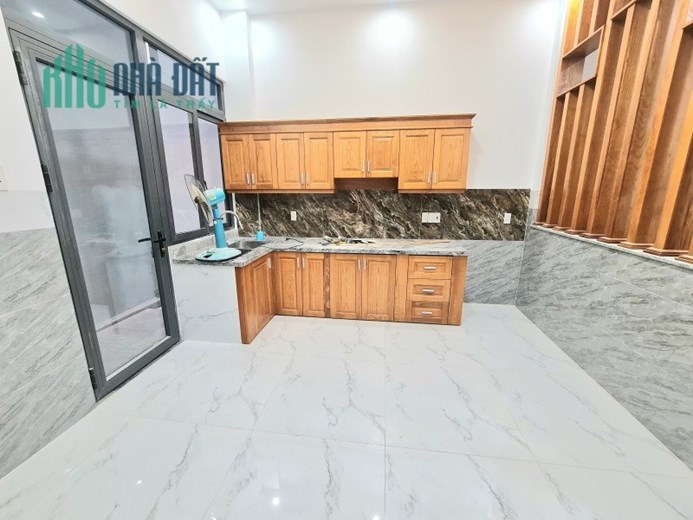 Ngộp Bank Gấp Bán , Nhà 4 Tầng , HXH , 60m2 , Hoàn Công Đủ , Linh Đông Thủ Đức , Nhỉnh 6 Tỷ Xíu