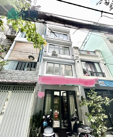 Bán nhà hẻm xe hơi 5m. Đường Trần Bình Trọng,Q5. Dt : 3,1 x11m. 2 lầu. Giá 4,5 tỷ