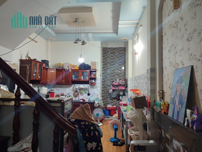 Bán Nhà Hẻm 339 Đường Tô Hiến Thành Q10,  2 Tầng BTCT, 53m2, 3PN.