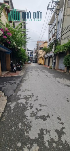 NHÀ ĐẸP 4 TẦNG PHỐ NGUYỄN SƠN, ĐƯỜNG OTO TRÁNH, NGÕ THÔNG CÁC HƯỚNG, KHU CƯ DÂN VIP HÀNG