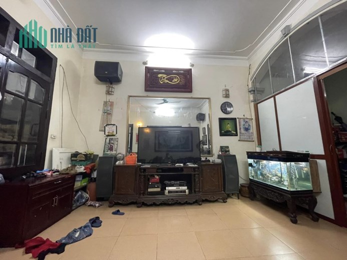 Bán Nhà Phố Thụy Khuê 88m2 x 5 tầng, 4 phòng ngủ đầy đủ công năng, gần phố ngõ rộng ô tô Matit vào